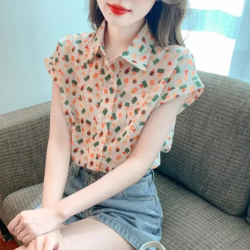 Fashion Lapel Pockets Printed Color Geometric Chiffon Shirts Female Clothing 2024 Summer New Loose Casual Tops Sweet Blouses