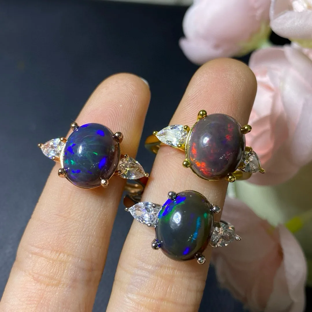 

Кольцо с натуральным цветным черным опалом, основной камень с уникальным огненным узором 10x12 мм, прецизионная настройка из стерлингового серебра 925 пробы