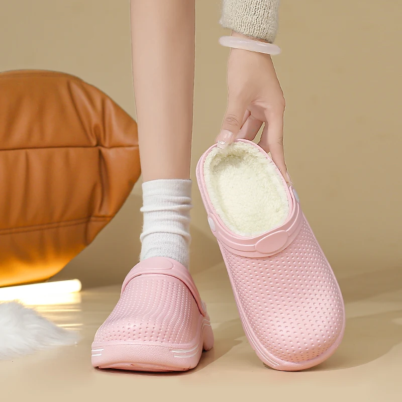 Keep Your Feet Warm at Home in Winter! Solid Color Plush Slippers, Thick Fleece Locks in Warmth Without Causing Sweat, Non-Slip Soles Are Silent and Wear-Resistant, Providing Gentle Protection for Your Feet When Making Coffee in the Morning, Watching Shows in the Afternoon, or Relaxing before Bed