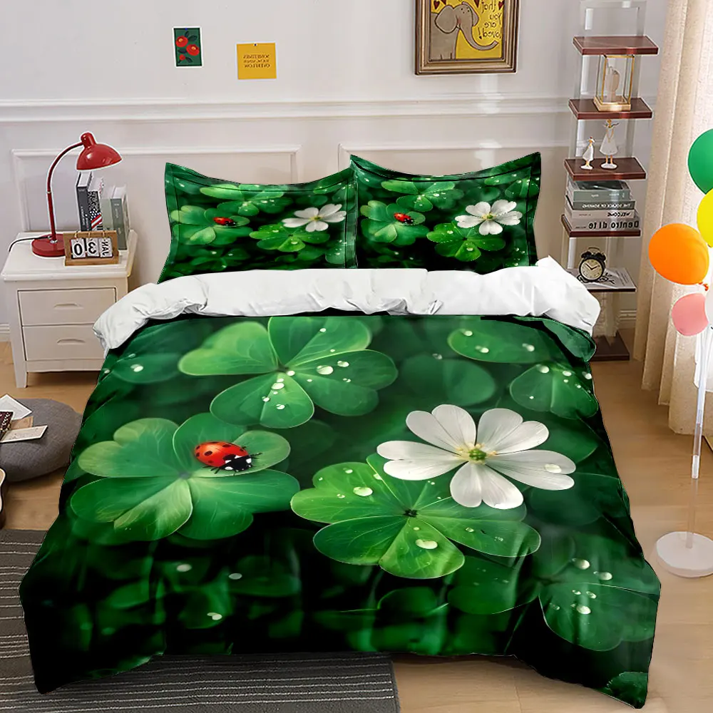 

Ladybug and White Flower on Clovers Print Bedding Set 1 Duvet Cover 2 Pillowcases for Adult and Children Luxury Gift Full Size