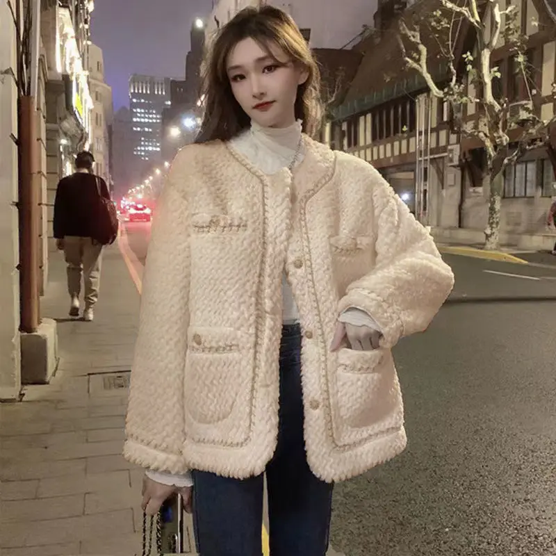 Autumn WinterFemale Lmitation Fur Jacket Small Fragrant Coat Korean New Women Loose Thicken Lambswool Outwear