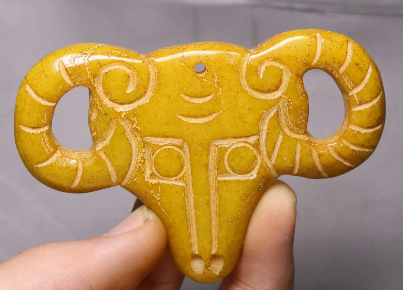 8.2CM Hongshan Culture Old Yellow Jade Zodiac Year Sheep Goat Head Yubi Yu Bi