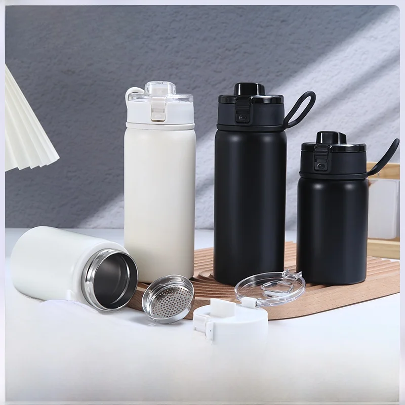

Portable Stainl Steel Insulated Water Bottle Silicone Handle High Aesthetic Value Lo Bule Jum PP Material Lid