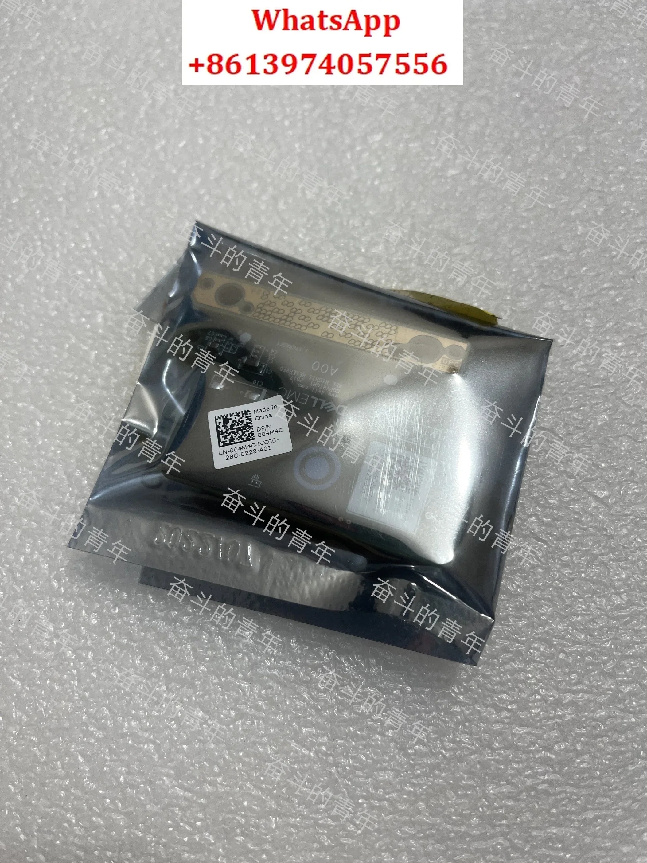 

Карта массива R740 R740XD, мини-адаптер, маленькая карта 04M4C 04M4C