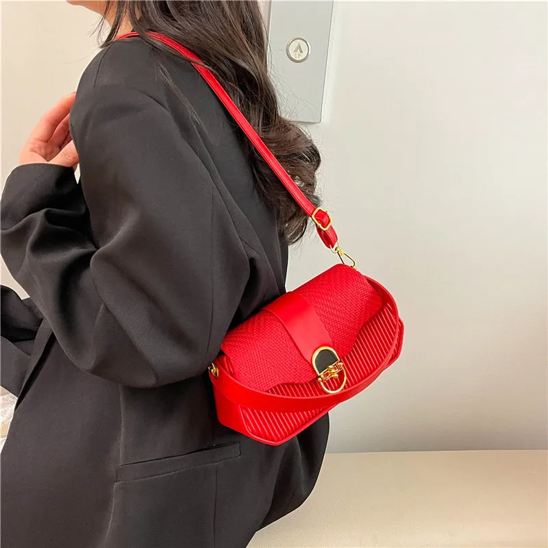 

Fashionable Solid Color Tote Bag Women's Chic Leather Messenger Purse Vintage Minimalist Style Crossbody With Detachable Chain