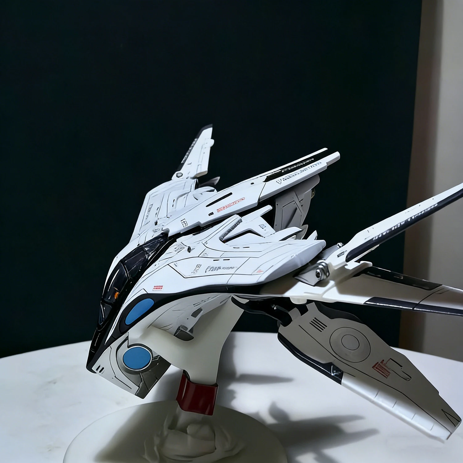 1/100 M-class Interstellar Spa - огляд і ціна Model Kit Yacht