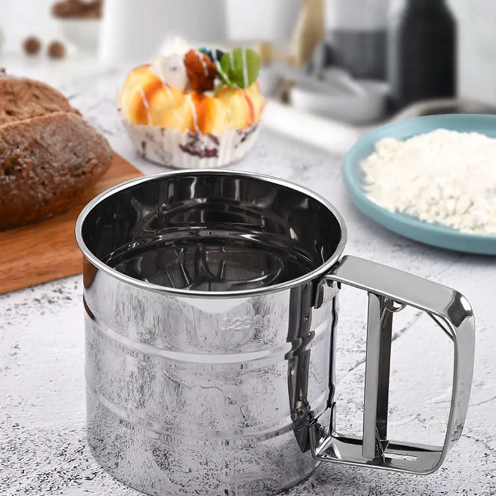 1Pcs Premium Stainless Steel Powder Sifter Cup Portable Handheld Flour Sifter for Baking Cake Decorating Sugar Powder Sieving