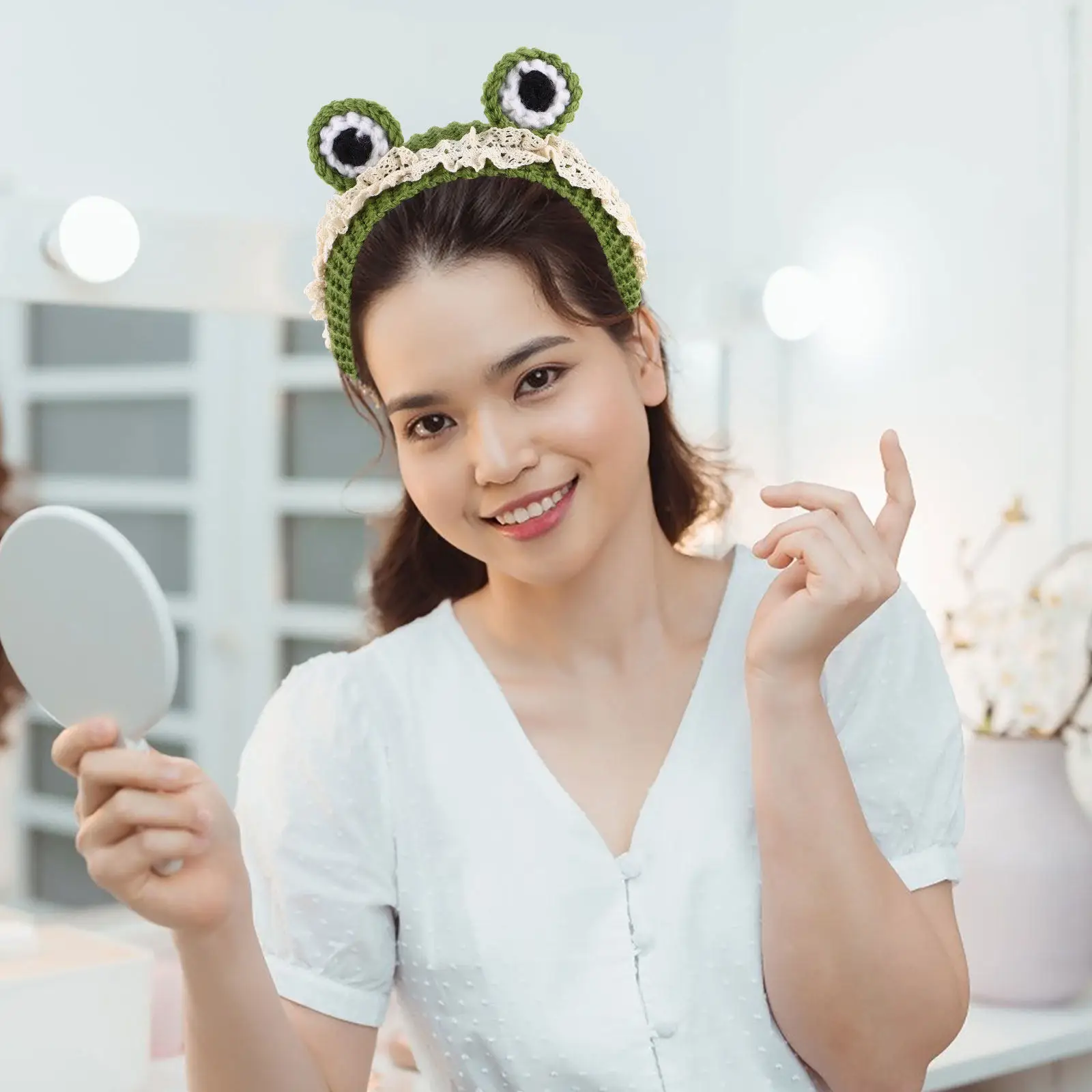 

Frog-Themed Headband Adorable Large Eye Knitted Hair Band Non-Slip for Face Wash Makeup Beauty Routine Cute Animal Hair
