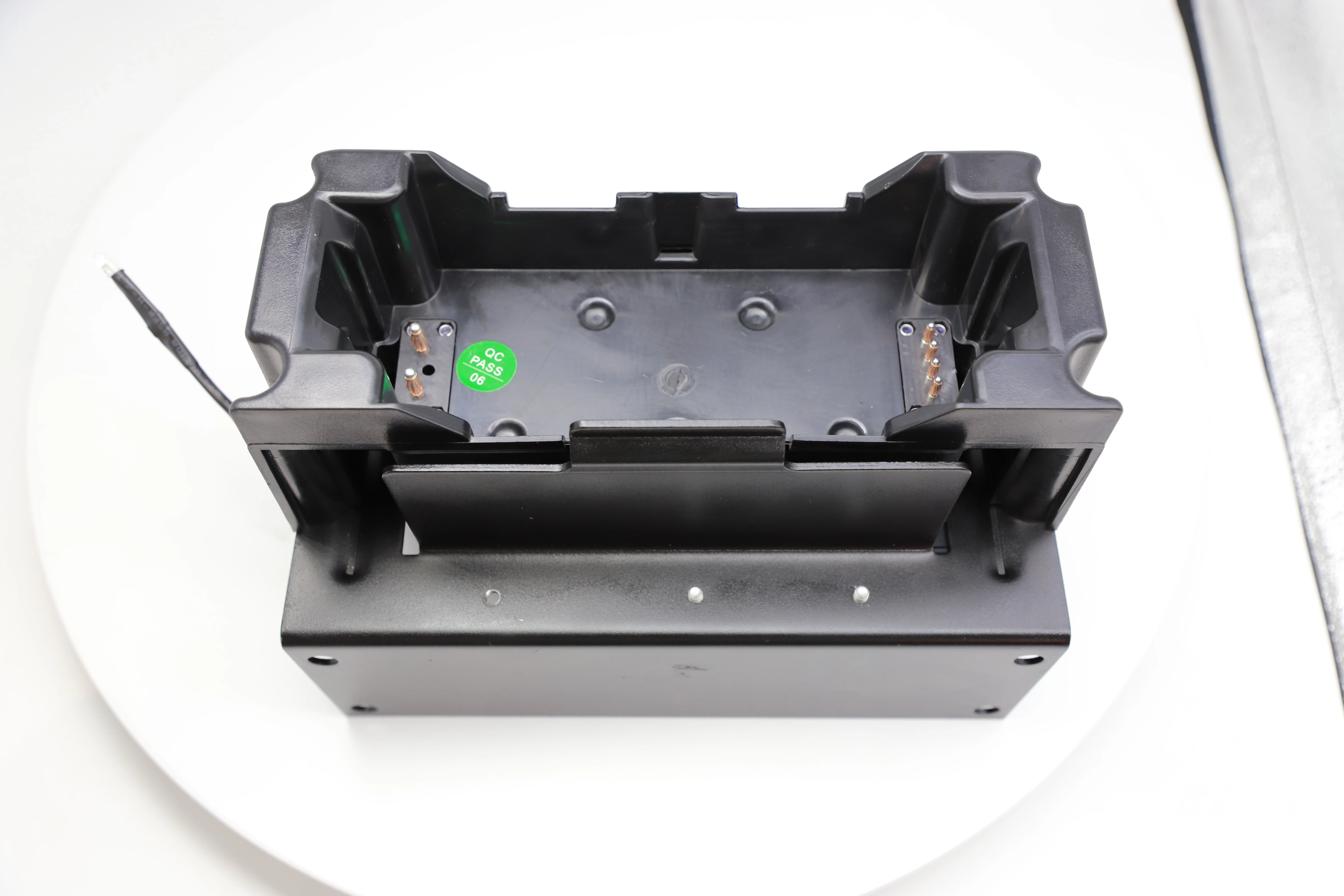 

Black Lithium Battery Charger 24V 10A 1113-512000-00 for EP Equipment Pallet Jack EPL1531 EPL152 QDD10T QDD15T HPL152 EPT12-EZ