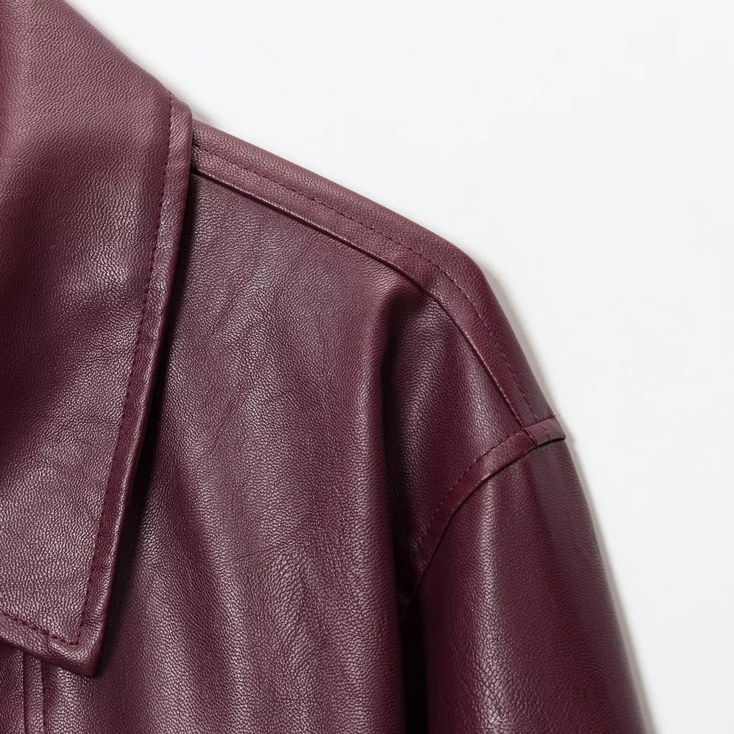 Giacca da donna in ecopelle stile retrò americano con risvolto dal design semplice per l'abbigliamento autunnale