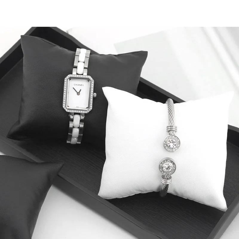 Hot selling 20PCS/lot Jewelry Displays Rack Jute Bracelet Display Fabric Sackcloth Bracelet Watch Waistwatch Pillows Wholesale