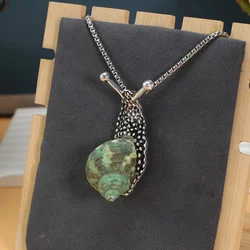 Natural Stone Green Snail Shape Black Rhinestone Exquisite Pendant Necklace Neutral Retro Style Jewelry Accessories Gift 54x26mm