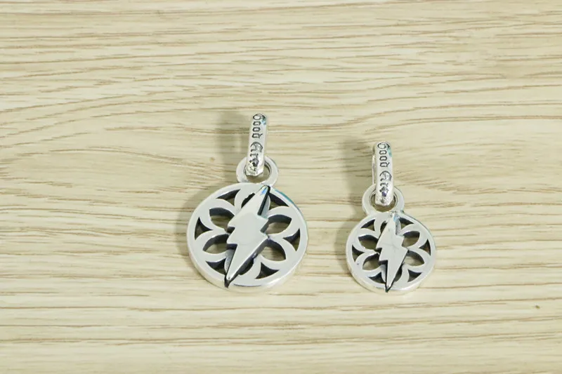 Punk 925 Sterling Silver Necklace Pendant Lightning Sakura European and American Retro Men's and Women's Fashion Network Red Per