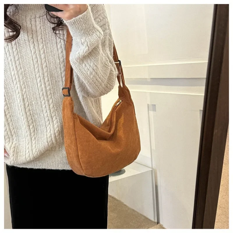 Fashion Women Canvas Shoulder Bags Korean Fashion Female Messenger Crossbody Bag for Girl Students Corduroy Solid Cloth Handbags