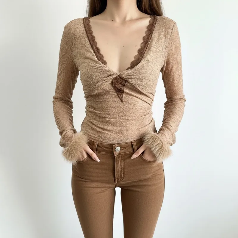 American Retro Lace Backing V-neck Lace Twist T-shirt Women's 2025 Autumn and Winter Spice Girl Pure Desire Long-sleeved Top
