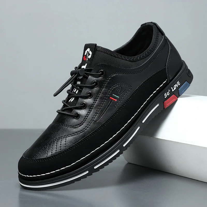 New leather sports shoes, casual shoes, men's trendy and versatile, retro board shoes, soft-soled dad shoes