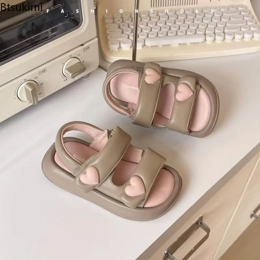 Girls Sandals 2026New Summer Kids Fashion Heart-shape Princess Sandals Party Dress Shoes Children Soft Sole Beach Platform Flats