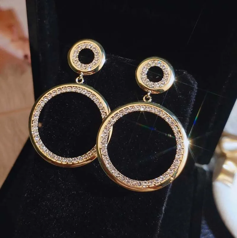 Net Red Fashion Atmospheric Circle Earrings Female Exaggerated Flash Crystal Drop Earrings New Wave Party Wedding Female Jewelry