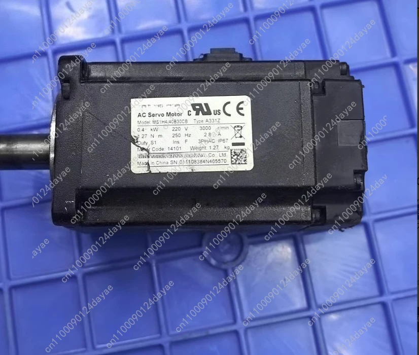 

Серводвигатель MS1H4-40B30CB-A331Z, мощность 400 Вт, 220 В, 3000 об/мин