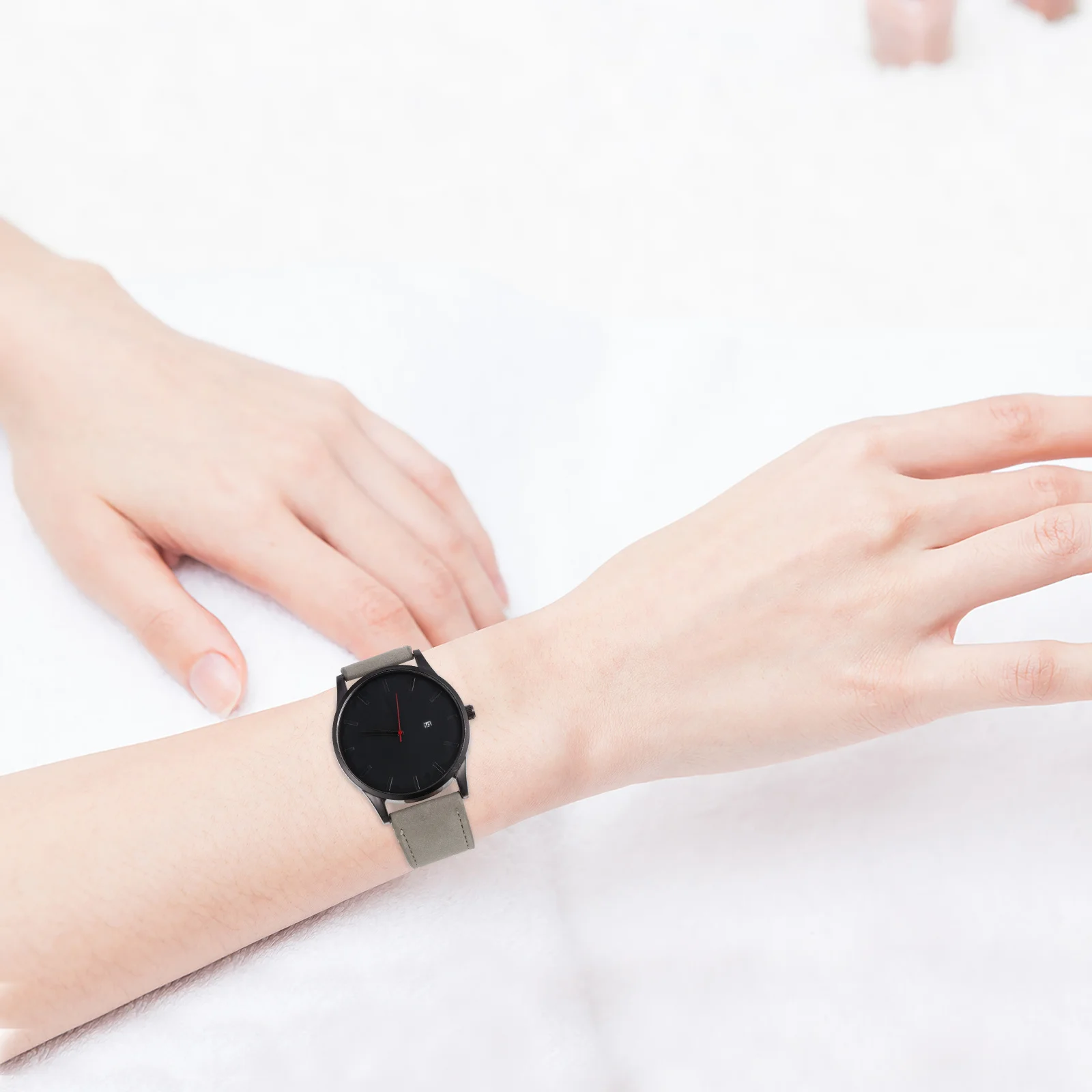 

Quartz Wristwatch Casual Vintage Style Watch for Man Women Holiday Festival Watch with Calendar