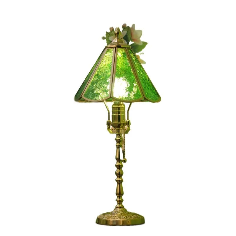 French Style Light Luxury Desk Lamp: Vintage Gilded Cui Ying Old Shanghai Brass Glass Lamp