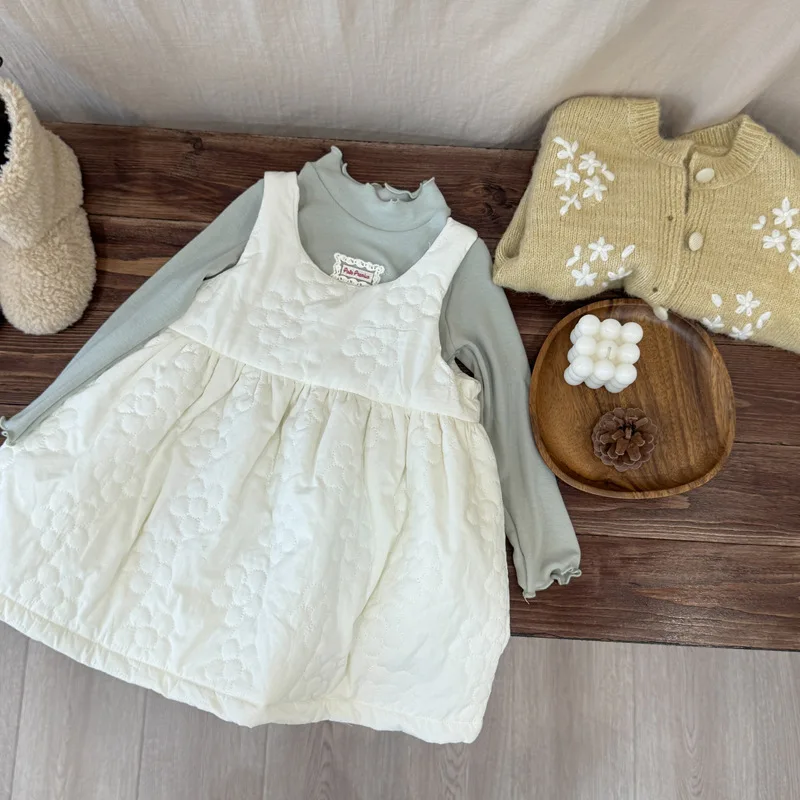 

Girls Dress Korean Version Autumn and Winter Vest Sleeveless Western-style Cute Dress Sweet Daily Layering Outfit