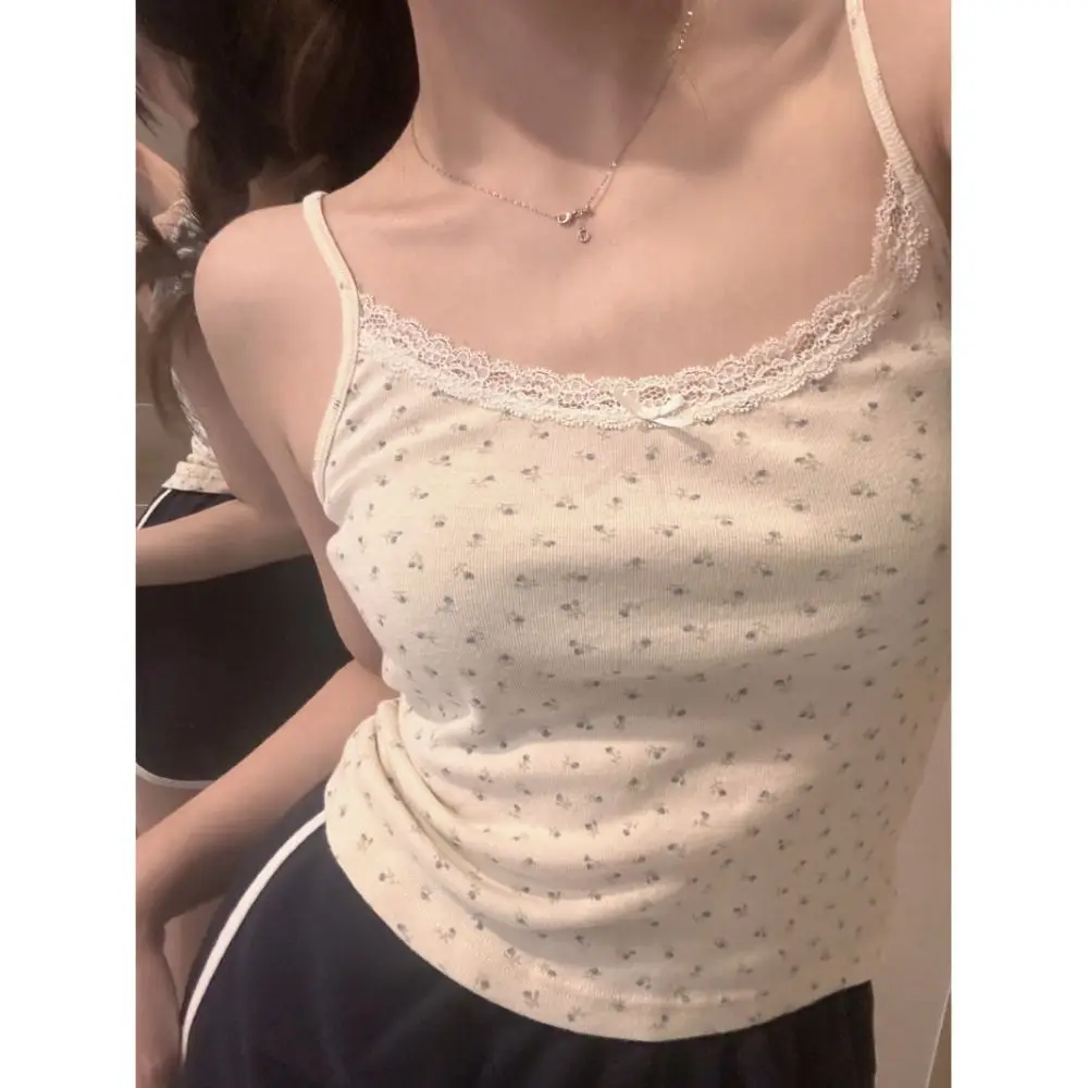 Women Floral Short Sleeves T-shirt Trendy Female U Collar Slim Fitting Bottoming Shirt Ladies Crop Top Camisole