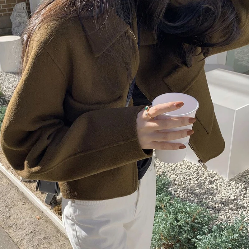 레트로 세련된 가을 겨울 긴 소매 지퍼 더블 포켓 루즈핏 칼라 모직 코트 세련된 다목적 짧은 스타일