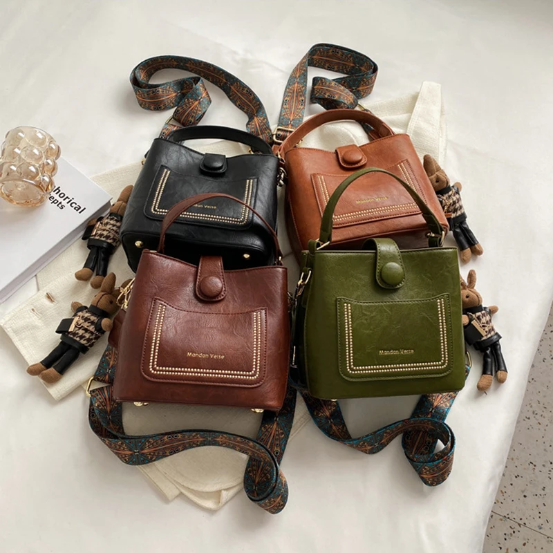 Summer New High-end Bucket Bag Korean Version Large Capacity Retro Spring and Summer All-match Ladies Commuting Crossbody Bag