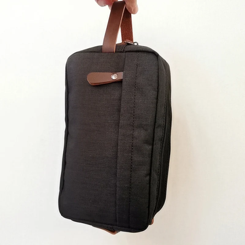 Portable Canvas Men's Handbag Small Size Leisure Horizontal Style Toiletry Bag Soft Polyester Material Zipper Closure Handheld