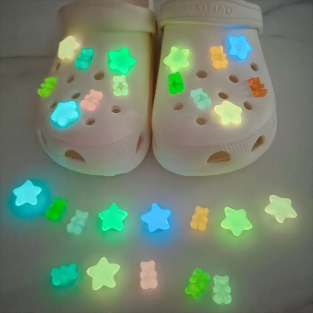 

10-20pcs Luminous Cute Bear Cartoon Shoe Charms For Sandals,High Quality PVC Shoe DIY Decorations Accessories Christmas Gifts