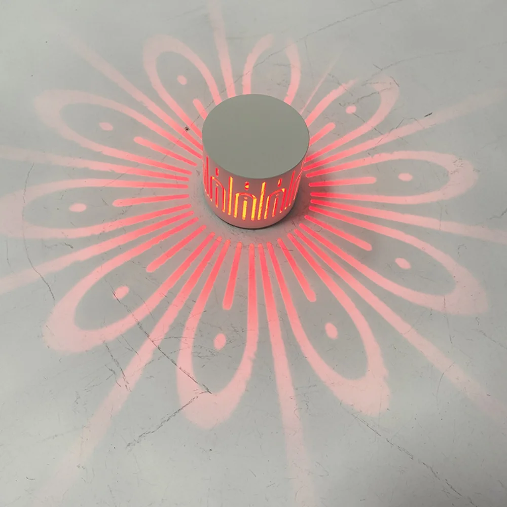 LED Wall Light Peacock Projection Lamp Home Decor Sconce Romantic Atmosphere Colorful Corridors Room Bedside Background Night 3W