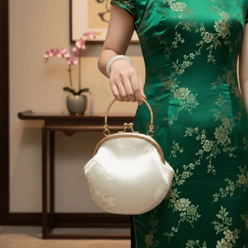 

Floral Brocade Cheongsam Bag Jacquard Satin Fabric Kiss Lock Purse Detachable Chain Oriental Vintage Embroidered Clutch