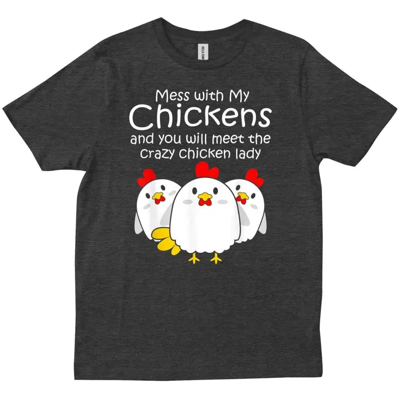 

Женская фермерская футболка Crazy Chicken Lady на заднем дворе