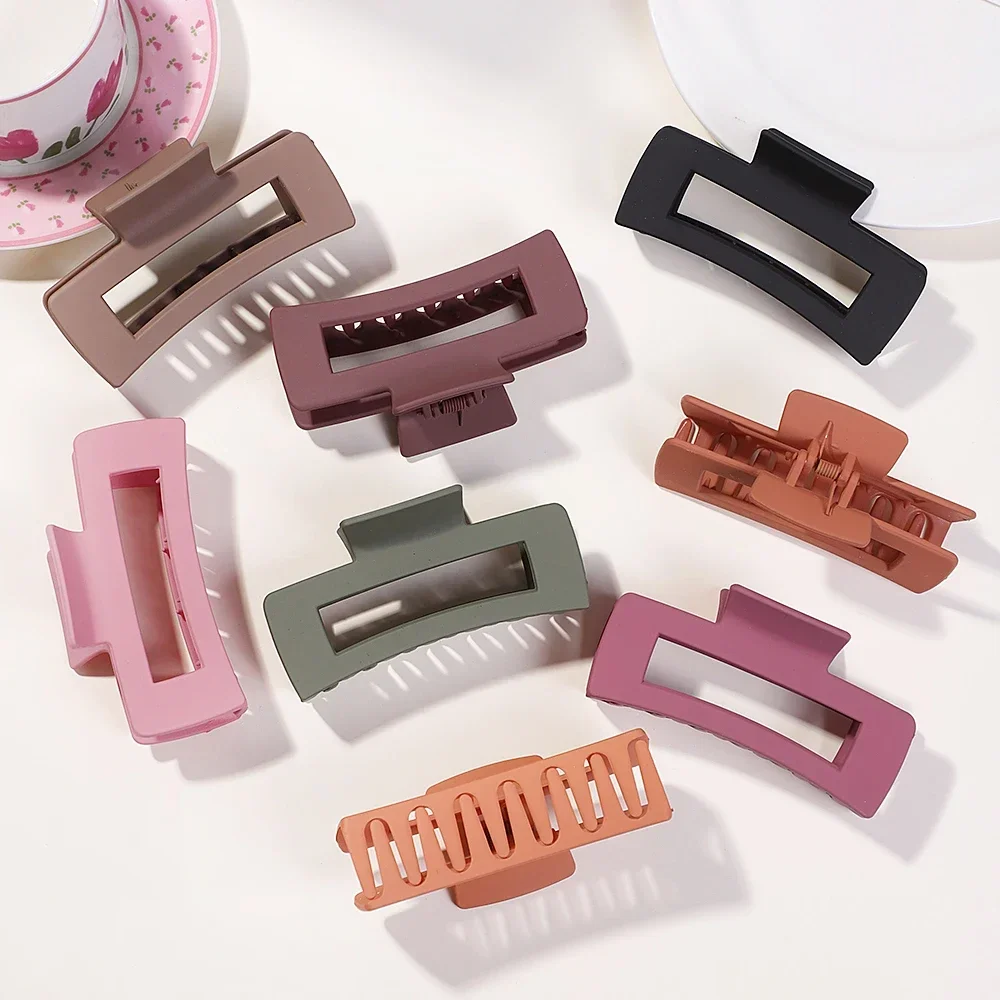 4Pcs/Lot Girls Claw Clips Coffee Black Hair Claw Nonslip Crab Womens Hairpins Barrette Fashion Hair Accessories Gifts