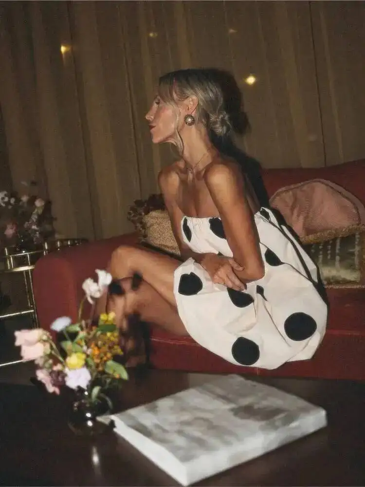 Robes d'été à pois pour femmes, Sexy, sans bretelles, sans manches, Mini, élégantes, classiques plissées, tenues de fête