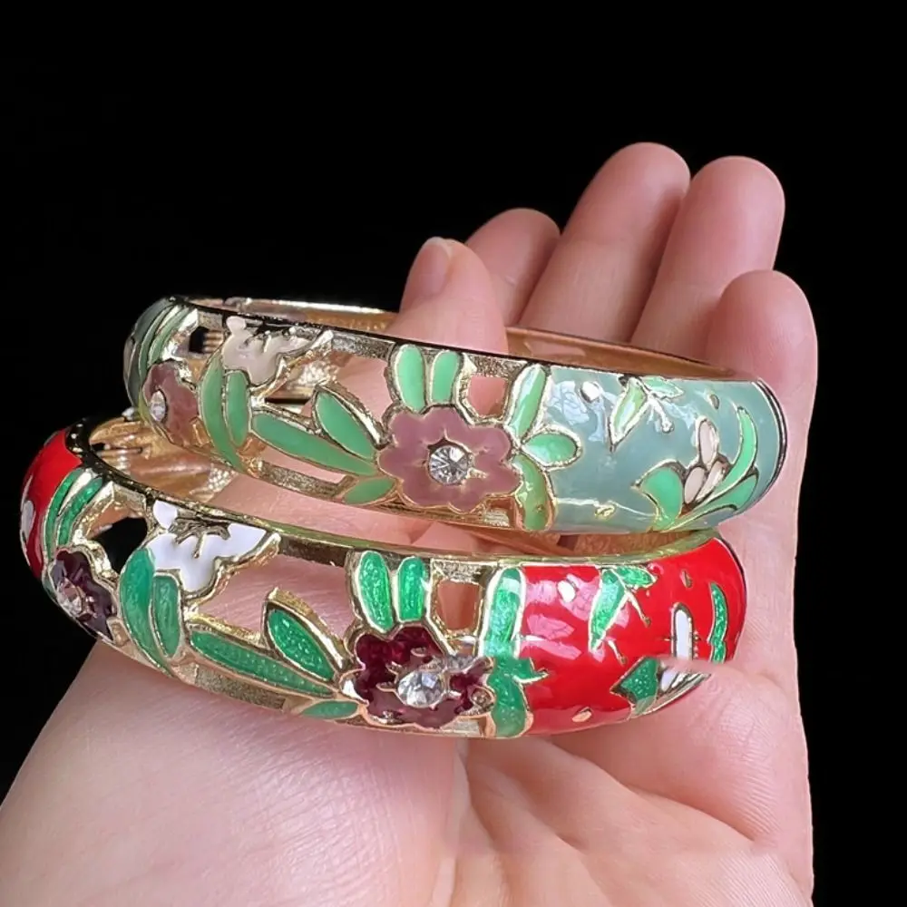 Traditional Chinese Cloisonne Bracelet Classic Chinese Enamel Hollow Flower Bangle Ethnic Vintage Women's Hand Bracelet