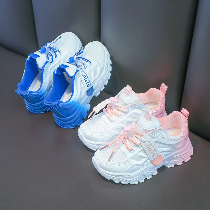 

Детская обувь для папы, спортивная обувь, мягкая и удобная, осень 2024, новинка осени на шнуровке, мягкая подошва, розовая, синяя, для мужчин и женщин того же