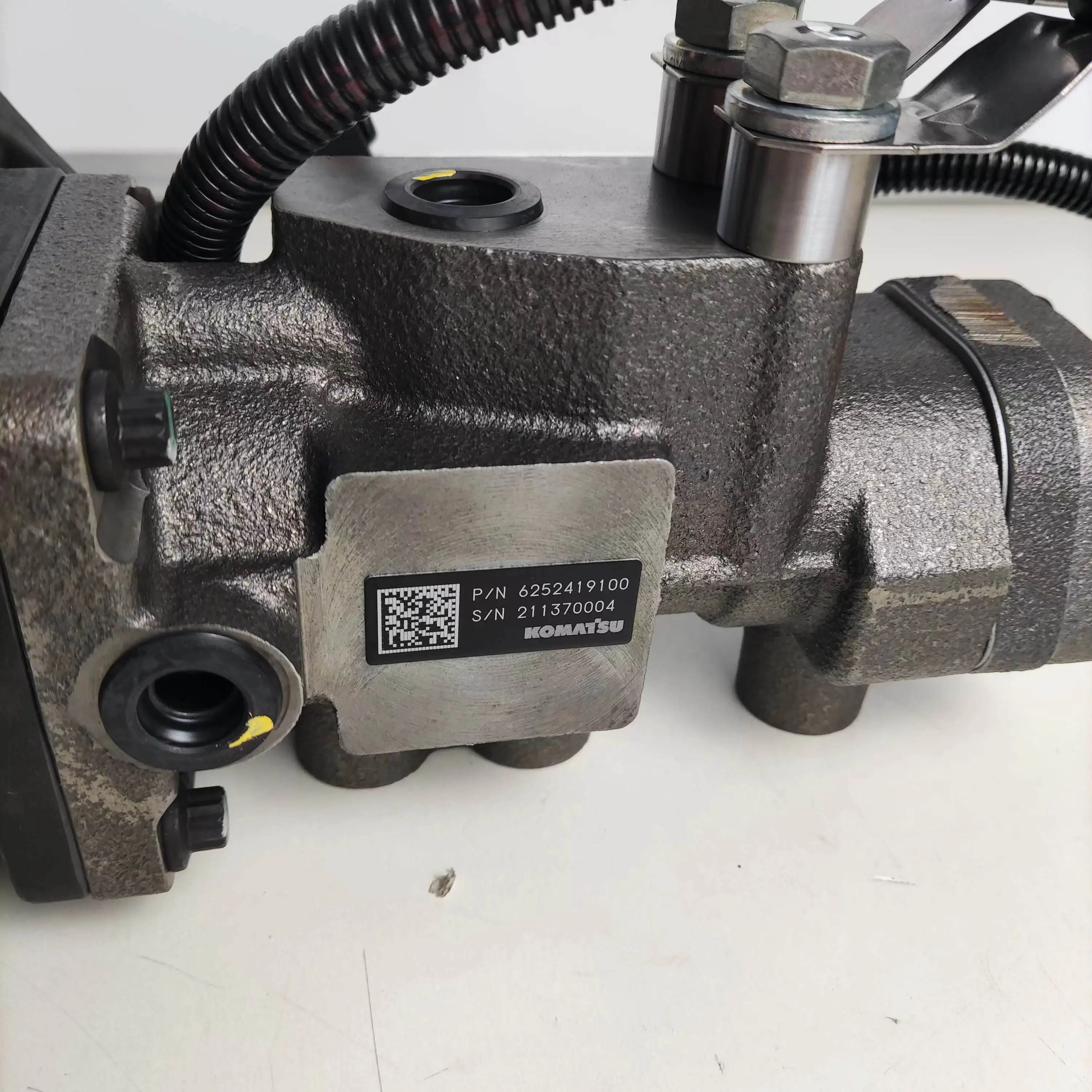 

EGR Valve Translation Excavator Spare Parts 6252-41-9100 Komatsu Accessories PC490LC PC400