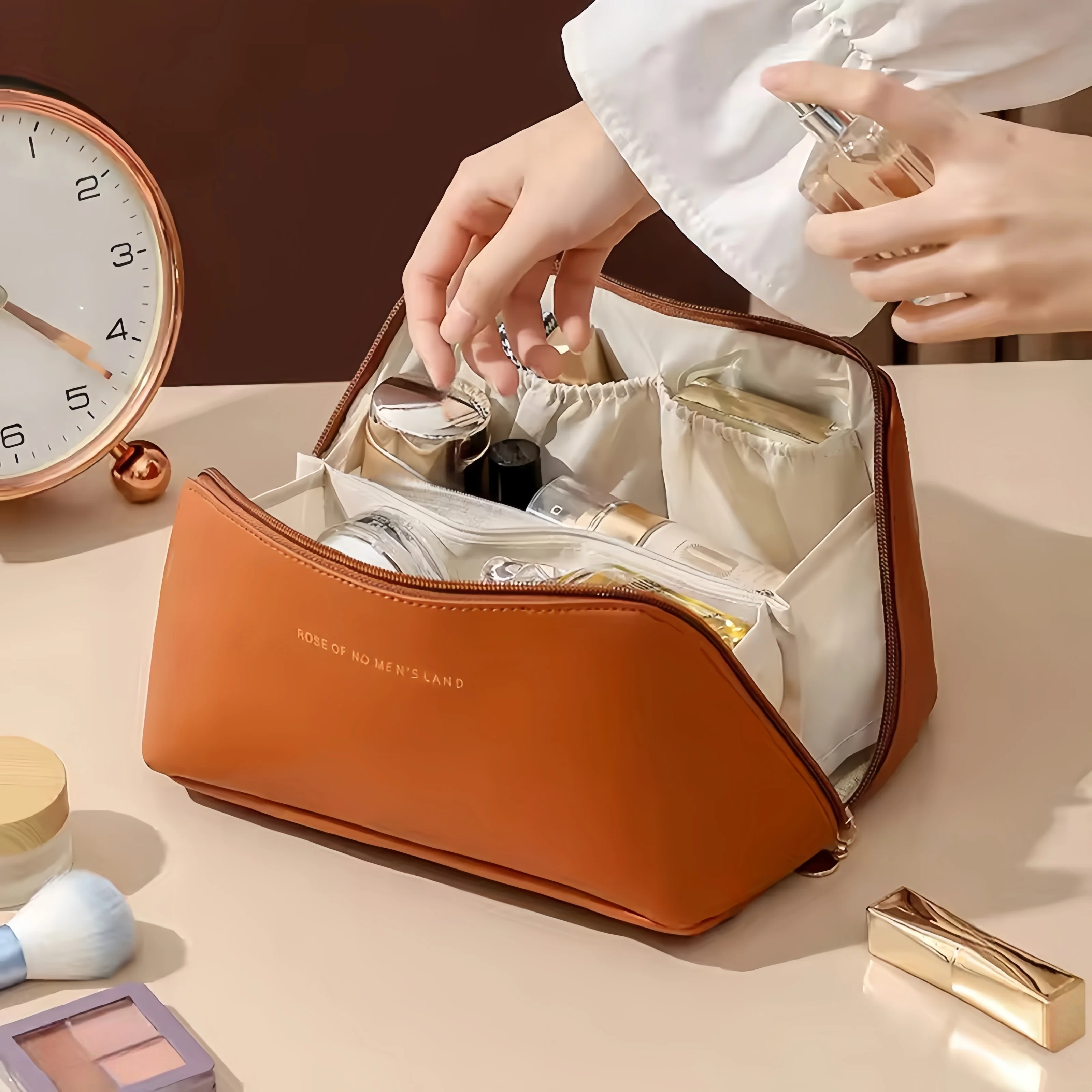 PU Makeup Bag Large Capacity High-End Feel Ins Portable Makeup Case Ladies' Hand-Held Toiletry And Storage Bag