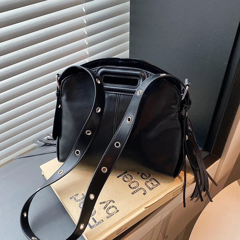 

2025 A/W Work Tote for Professionals, Soft Leather Multi-functional Crossbody Bag, Spacious Shoulder Purse for Office Commute