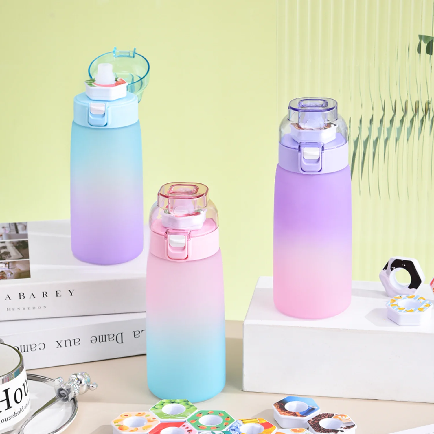 

600ml Alr Fragrance Water bottle Frosted Gradient 20oz With 3 Flavor Rings Tritan Cup Fruit Flavour For Sports Outdoor