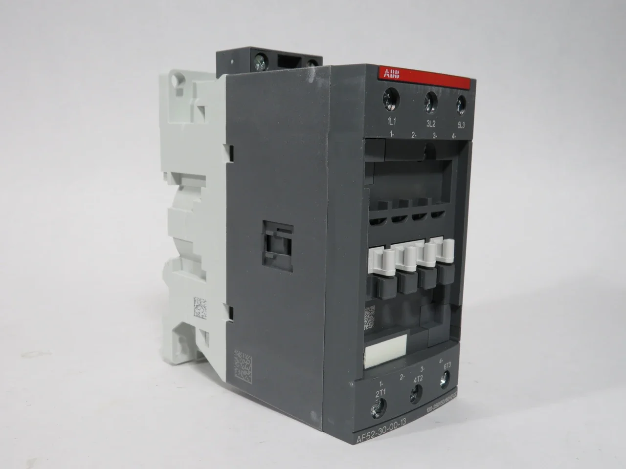 AF52-30-00-13 100-250V50/60HZ-DC 1SBL367001R1300 10140630 Contactor