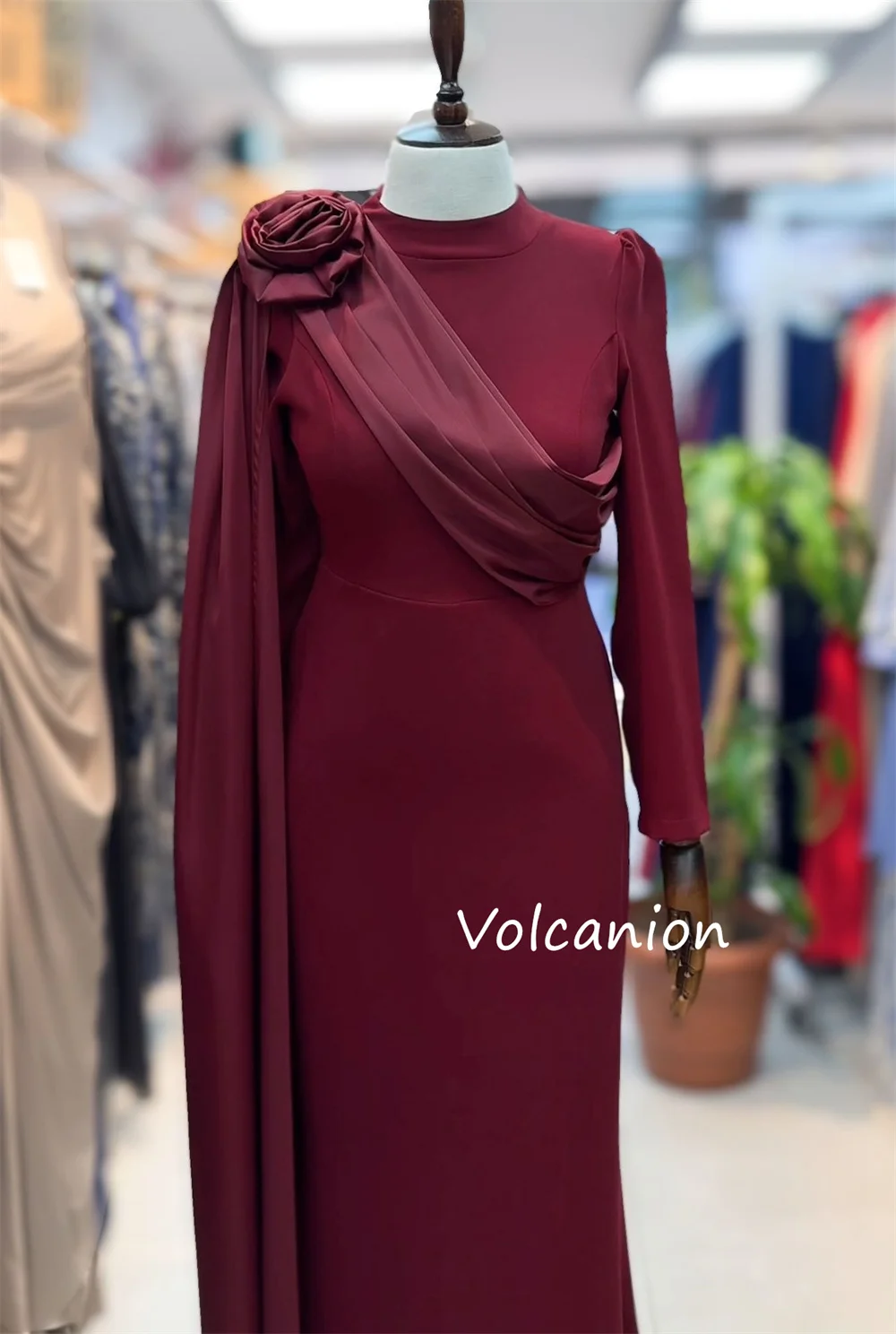 Sukienki na zamówienie w nowoczesnym stylu, z plisami jersey, kwiatowym zdobieniem, o kroju trąbki, z dekoltem typu O, długie, na specjalne okazje, dla gwiazd, wykwintne, formalne.