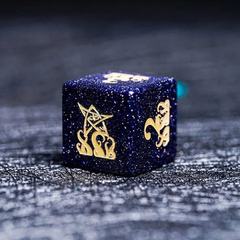 

Натуральный Аметист обсидиан D6 игральные кости ручной работы с гравировкой Cthulhu Tentacles игральные кости dnd Games ролевые игры, настольные игральные кости индивидуальный подарок