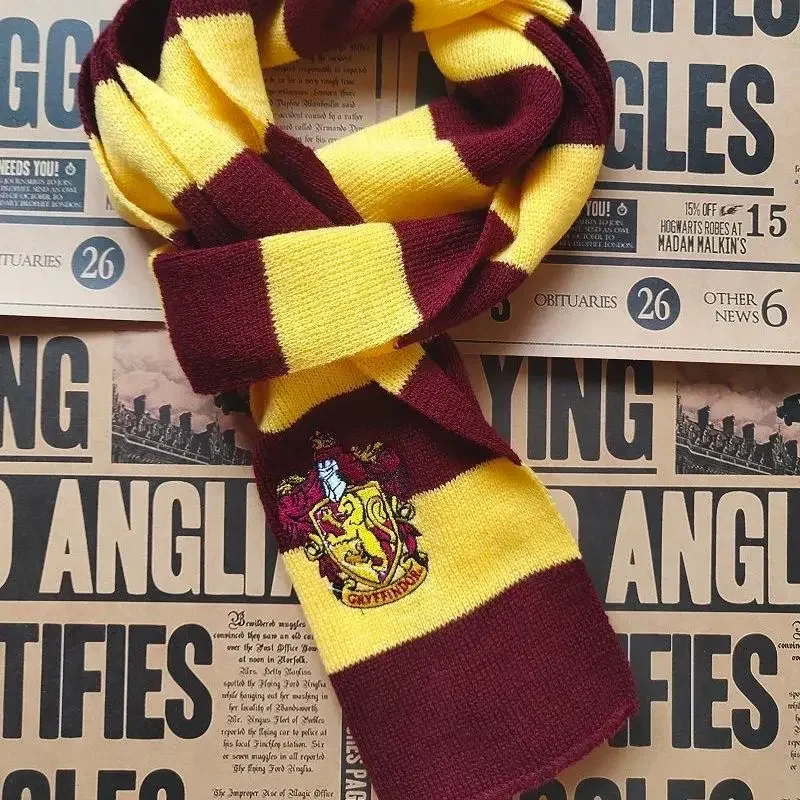 Hot Selling Christmas Gift Scarf Gloves Hat Tie Harris Student Campus CosPlay Scarfs Potters Gryffindor Hufflepuff College Badge