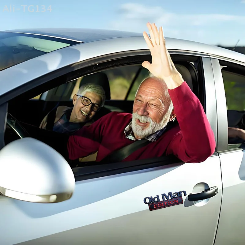 Etiqueta engomada resistente a la intemperie del emblema del coche de la edición del viejo hombre del metal 3D para el coche camión SUV motocicleta divertida calcomanía de la placa de identificación