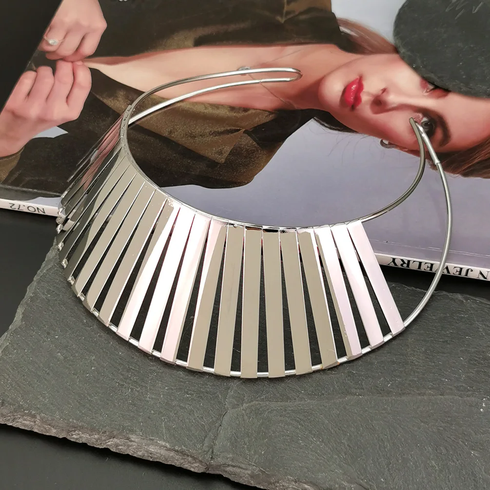 Fashion Indian Metal Torques Collar Choker Statement Necklaces For Women Gold Color Wide Metal African Jewelry MANILAI