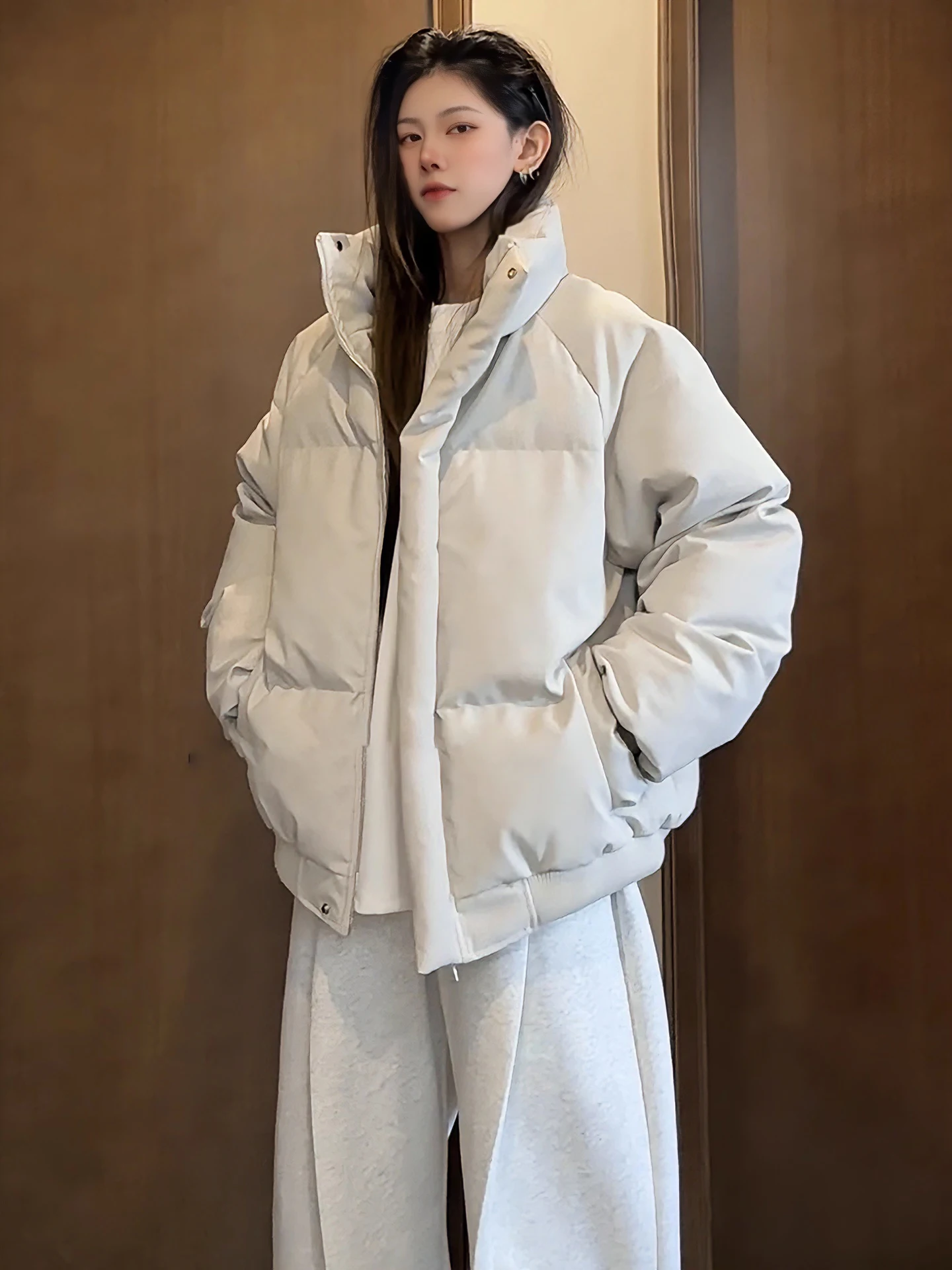 

Мужская короткая куртка из искусственной кожи с наполнителем, теплая, с воротником-стойкой, объемного кроя, зимняя, молодежная, трендовая, экологичная, ветрозащитная, для активного отдыха