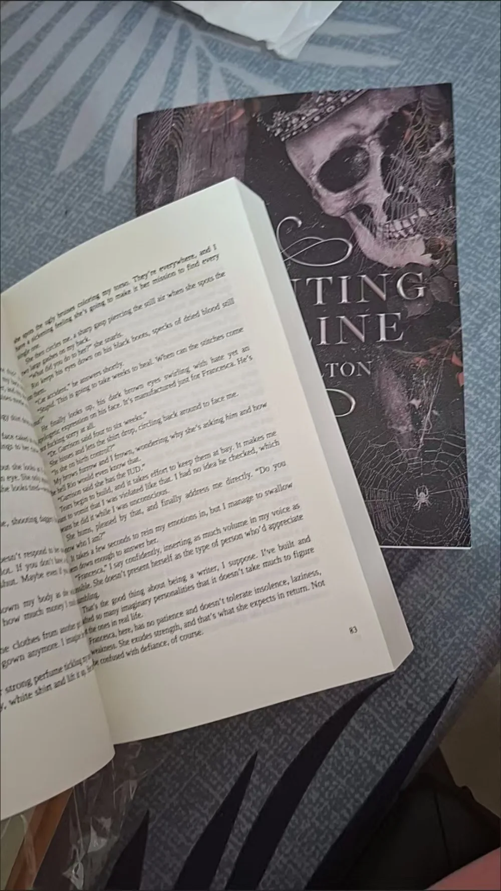 مجموعة كتب من Haunting Adeline Cat and Mouse Duet بقلم H.D. Carlton Paperback باللغة الإنجليزية